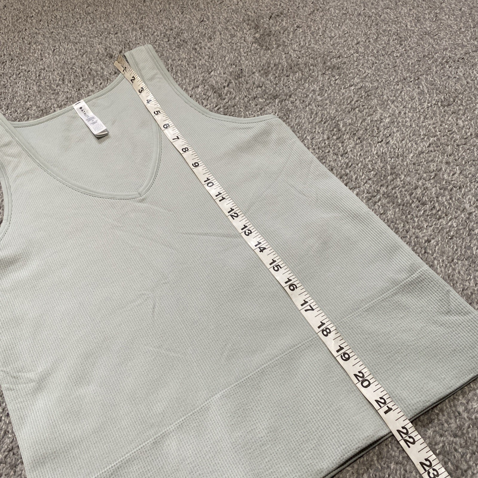 Athleta Aurora Ribbed Knit Tank Top Camisole Womens M Sage Green Plunge Vneck