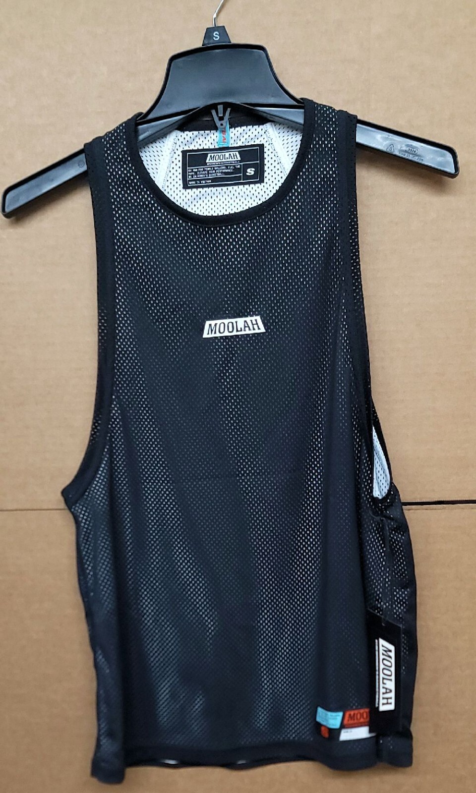 Moolah Women’s Mesh Basketball Reversible Practice Top Black/White Size S