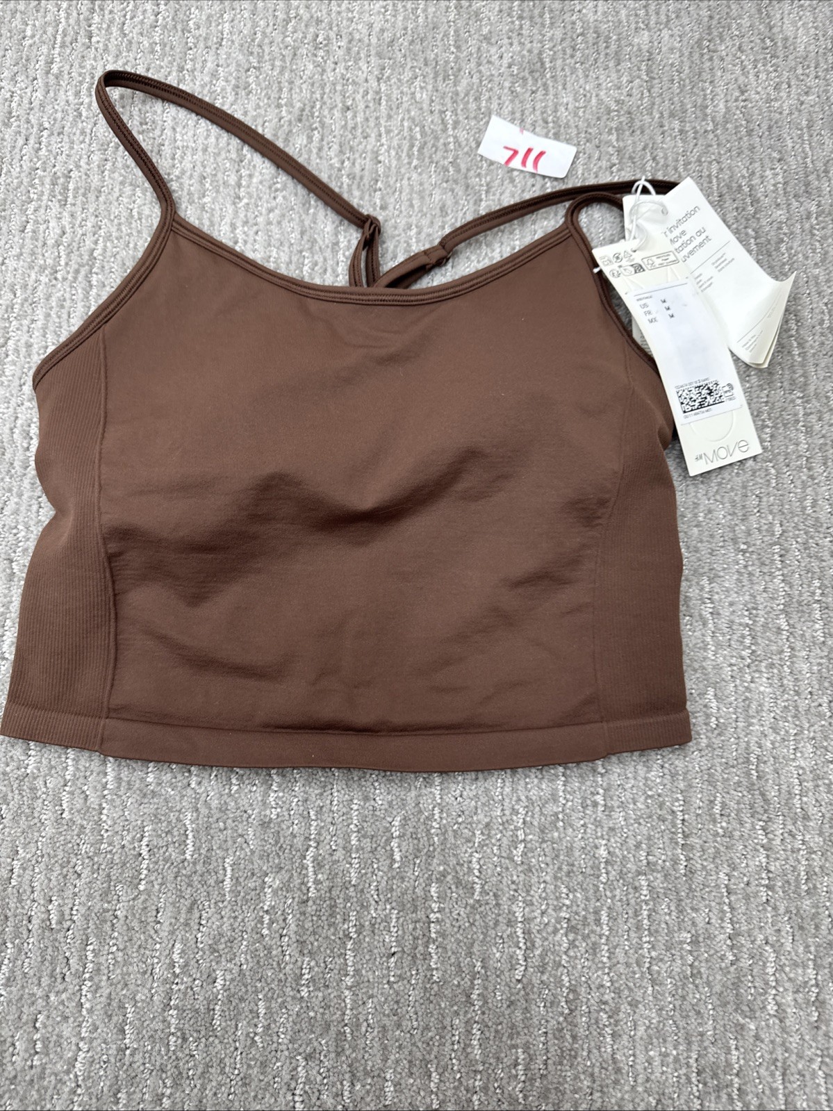H&M Medium Dry Move Top #711