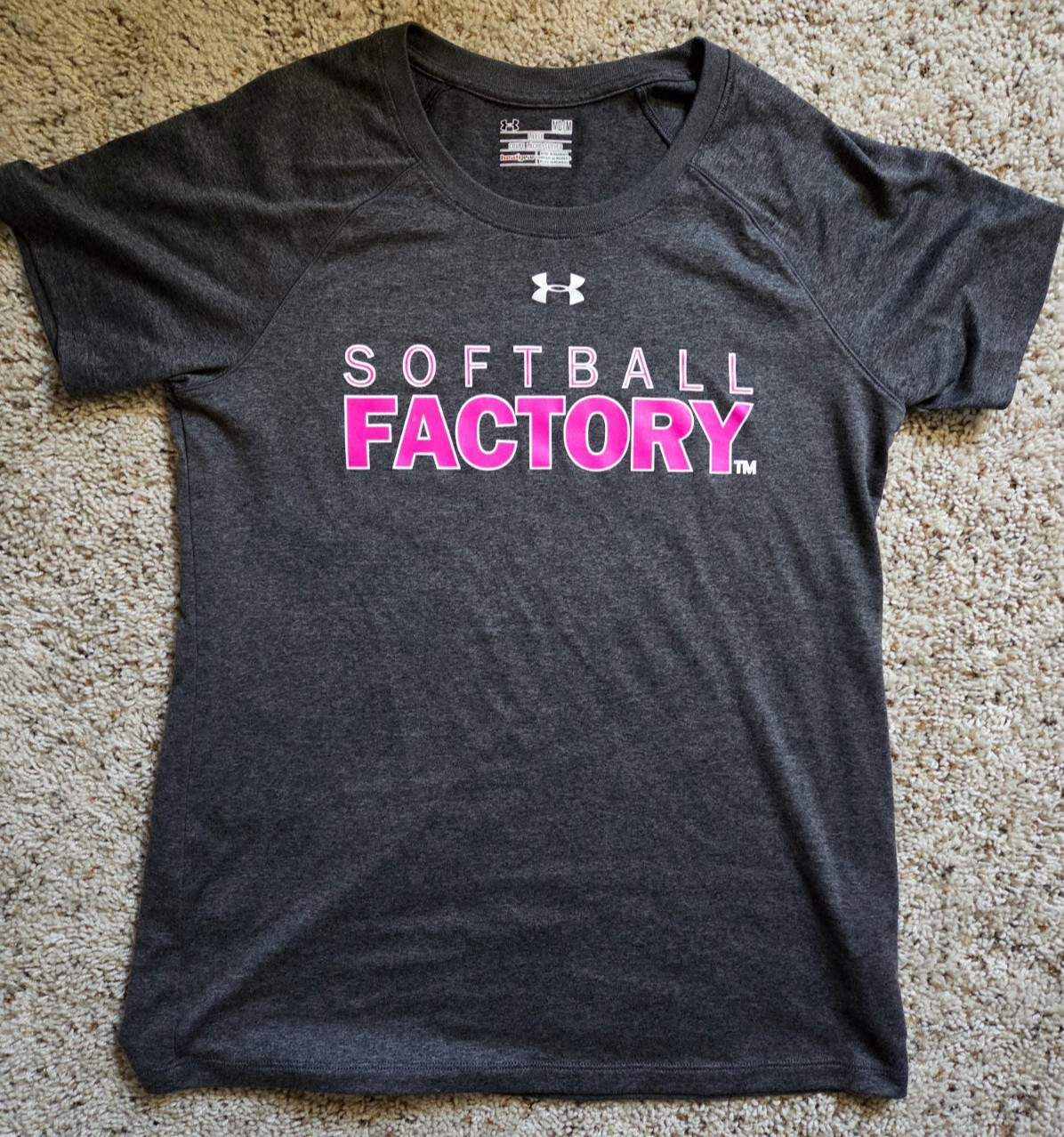 Under Armour Women’s MED “Softball Factory” Loose Fit Heat Gear Gray T Shirt