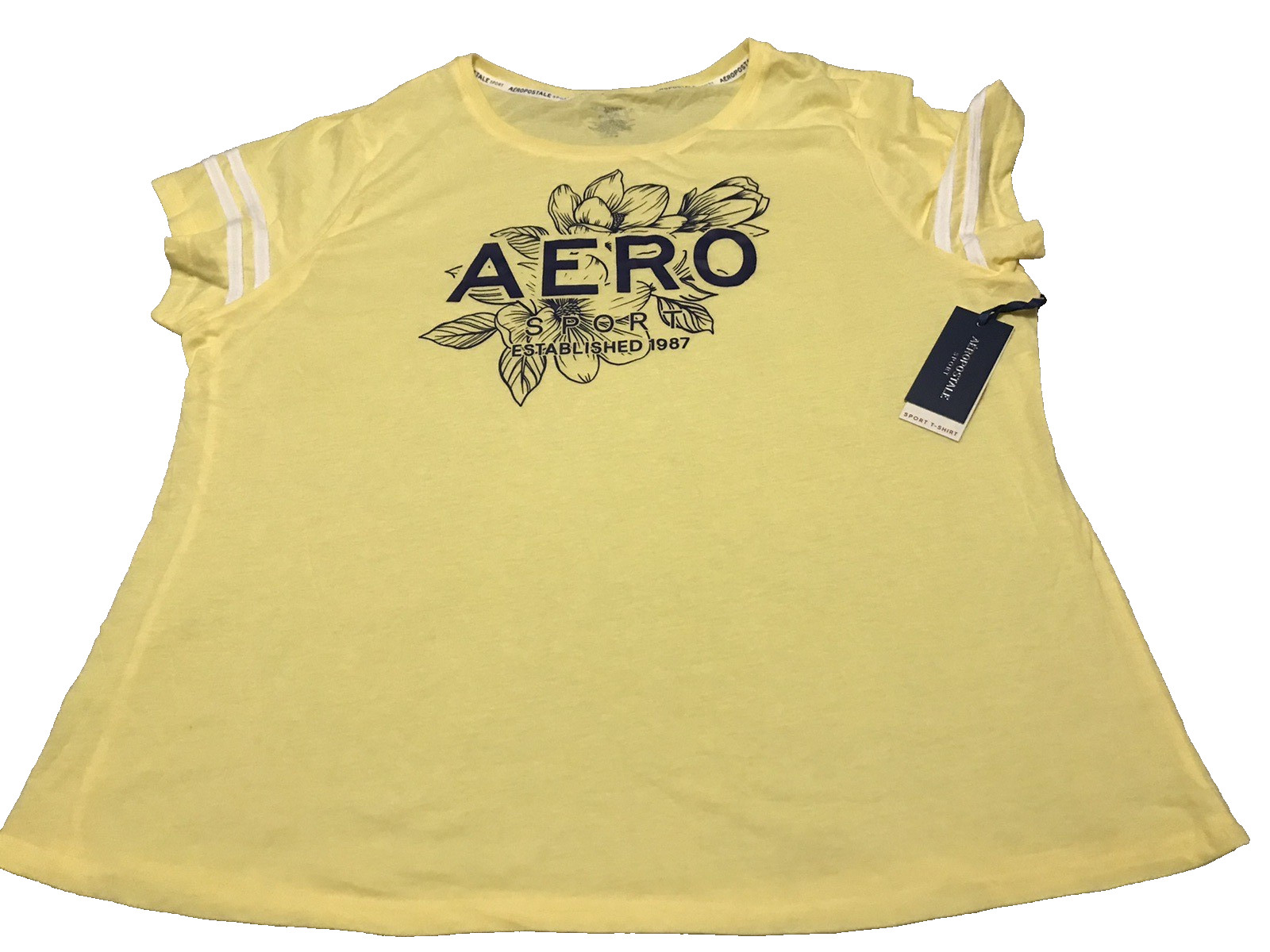 Aeropostale Sports Women 3X Plus T-Shirt Yellow Floral Short Sleeve Logo Casual