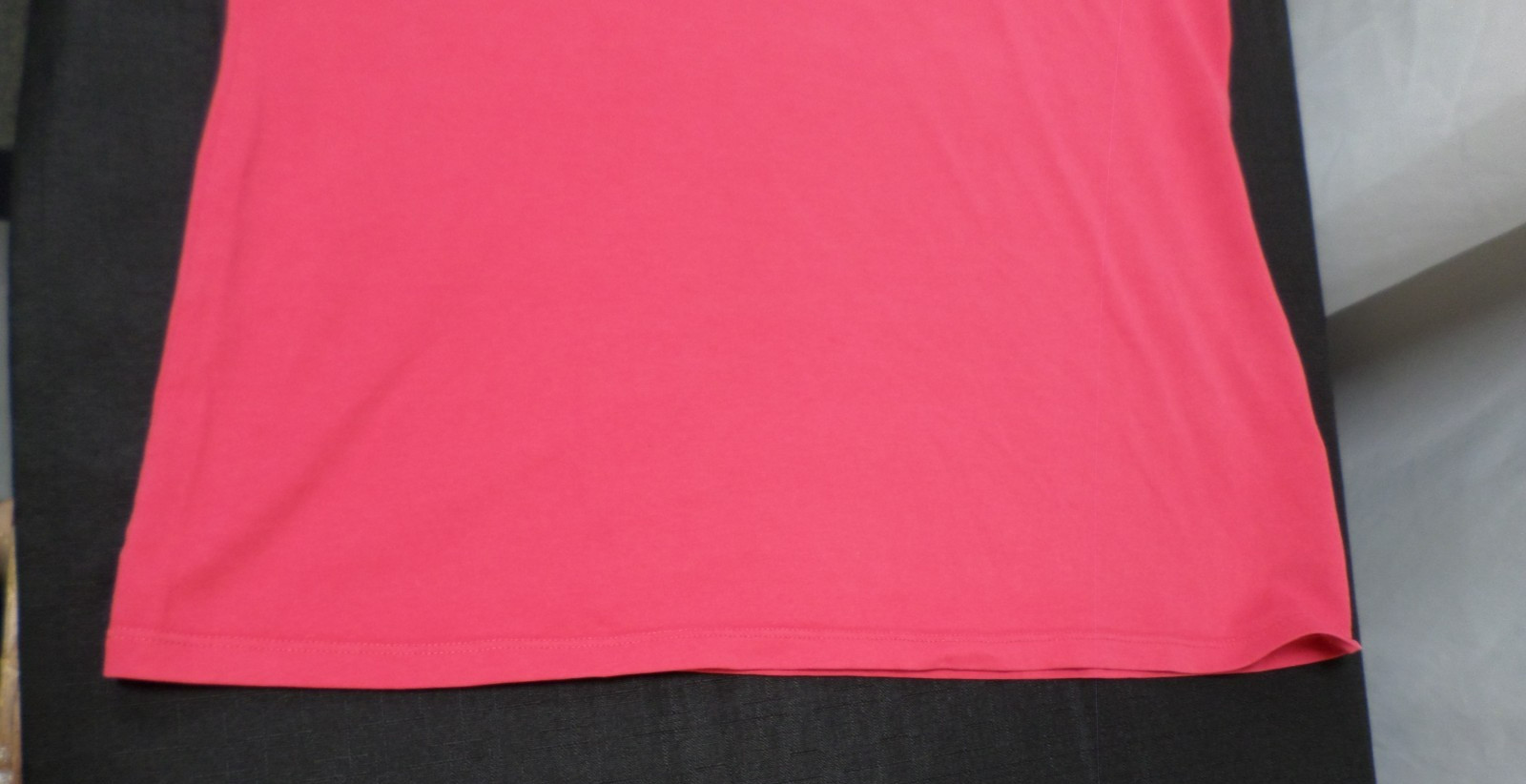 DESIGNER NIKE PERFORMANCE COTTON BLEND SHORT SLEEVE WOMEN’S CUT RED SHIRT LARGE