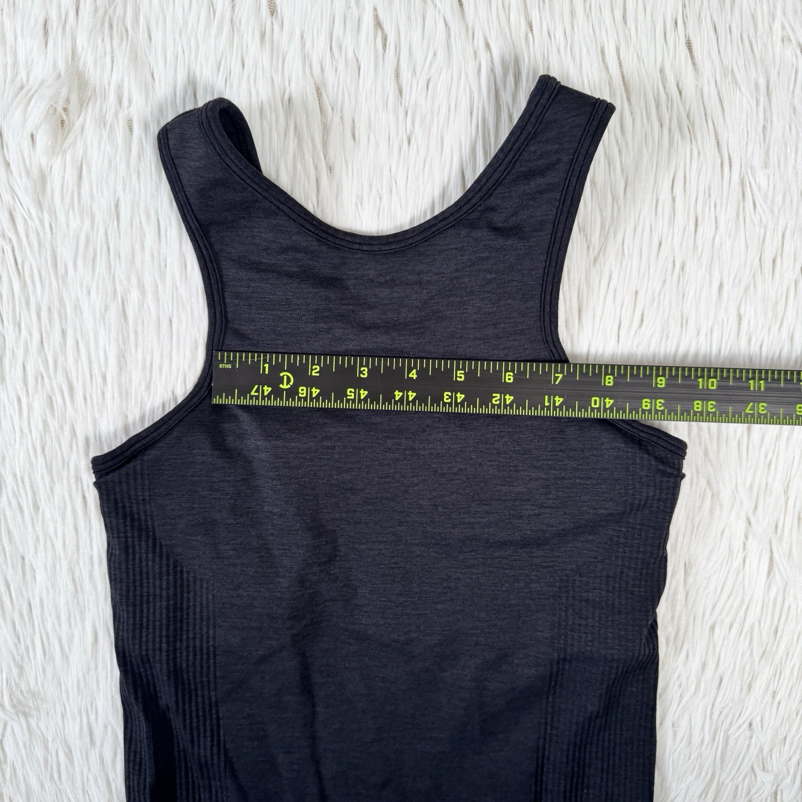 Lululemon Black Wide Strap Compression Performance Tank Top Women’s Size **6