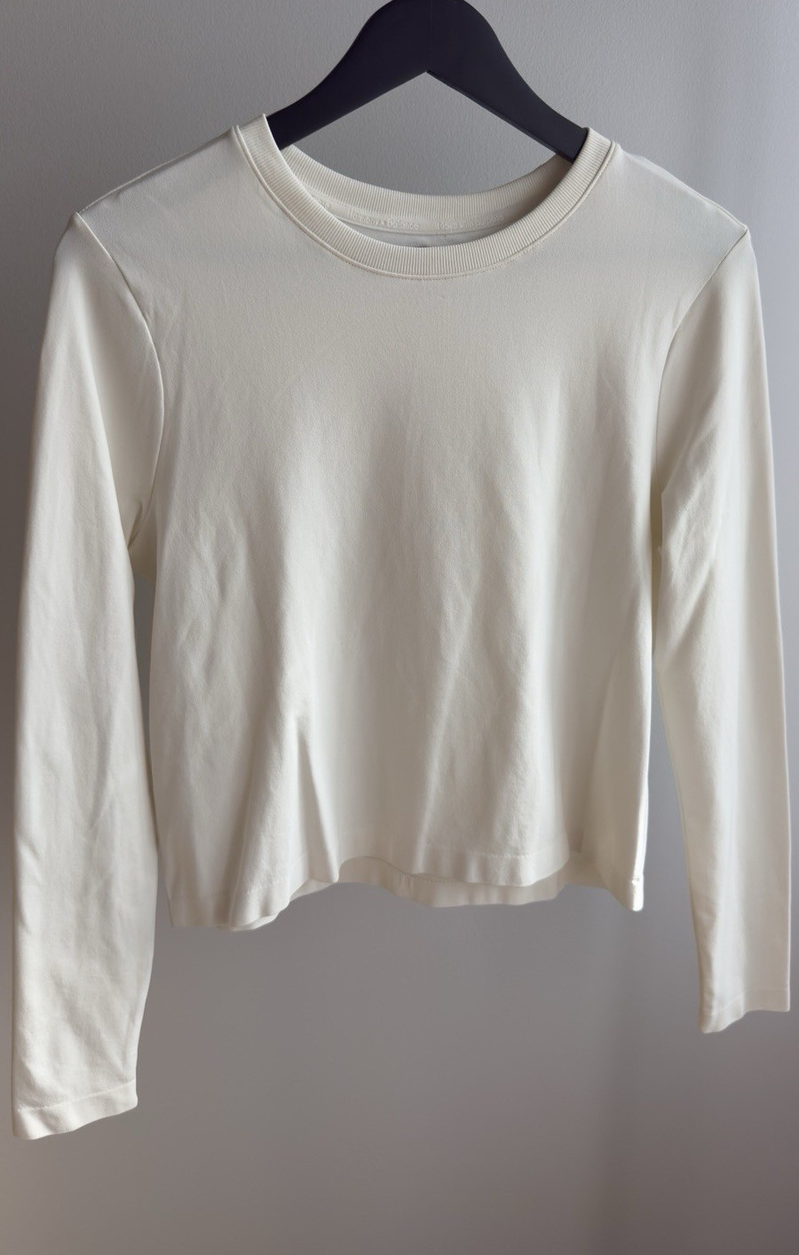 Harmony Balance Women’s Cropped Crew Neck Long Sleeve Stretch Tee S White Yoga
