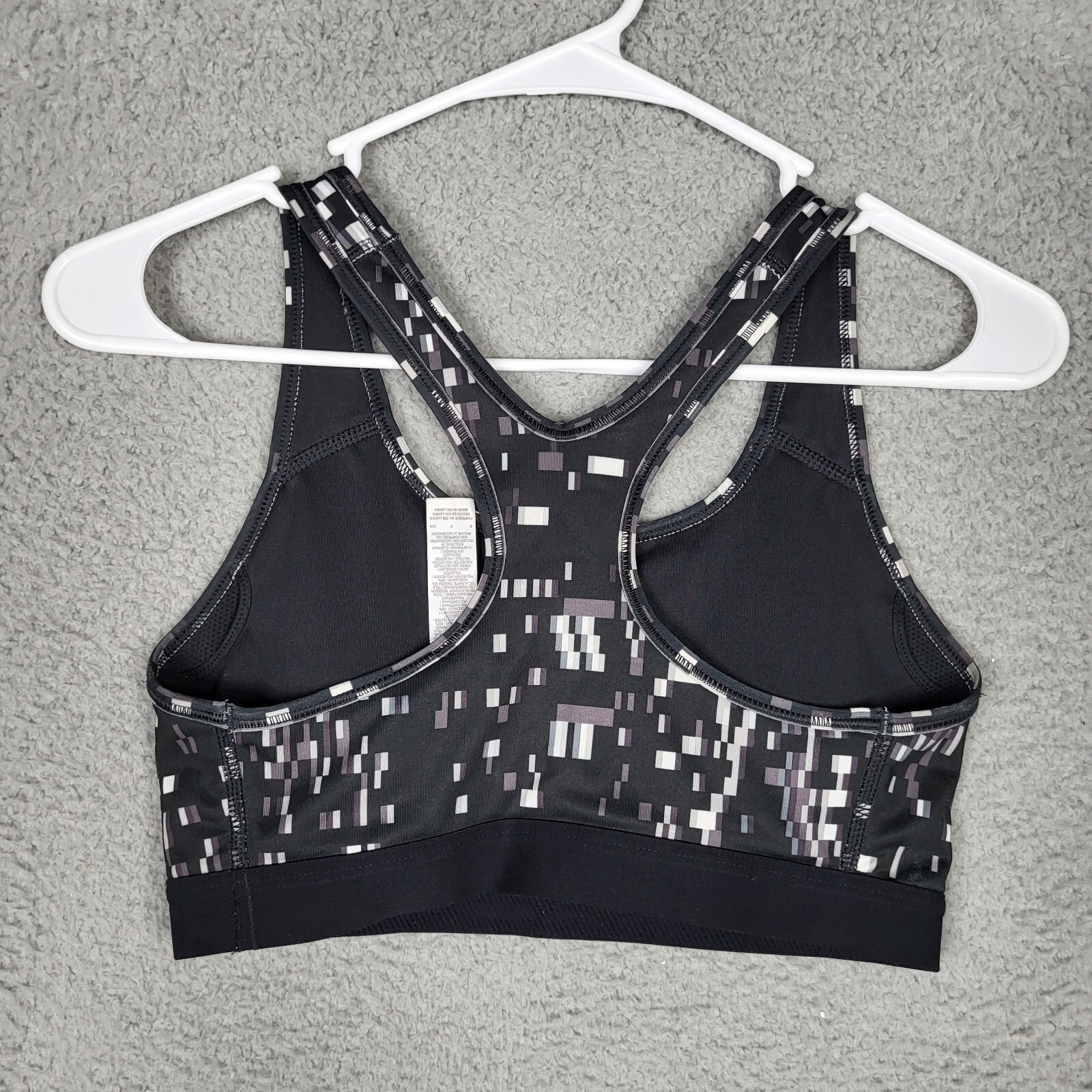NIKE DRY FIT BLACK WHITE ACTIVEWEAR Sports bra Women’s SIZE S