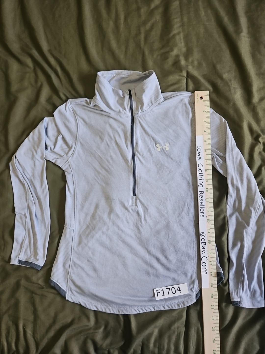 Under Armour Women’s XS Fitted 1/2 Zip Gray Mini Stripe Long Sleeve Shirt