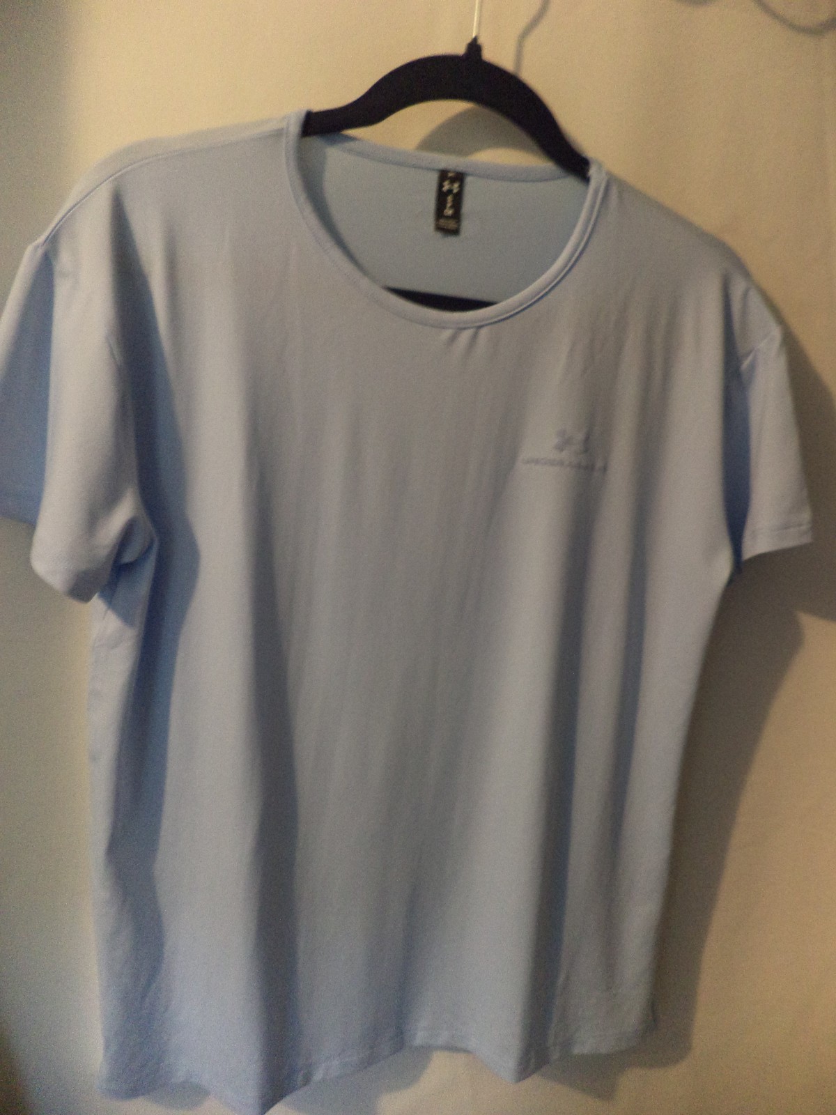 Under Armour Women’s Rush Vanish Energy 2.0 Short Sleeve Sm TShirt NWT Loose Fit