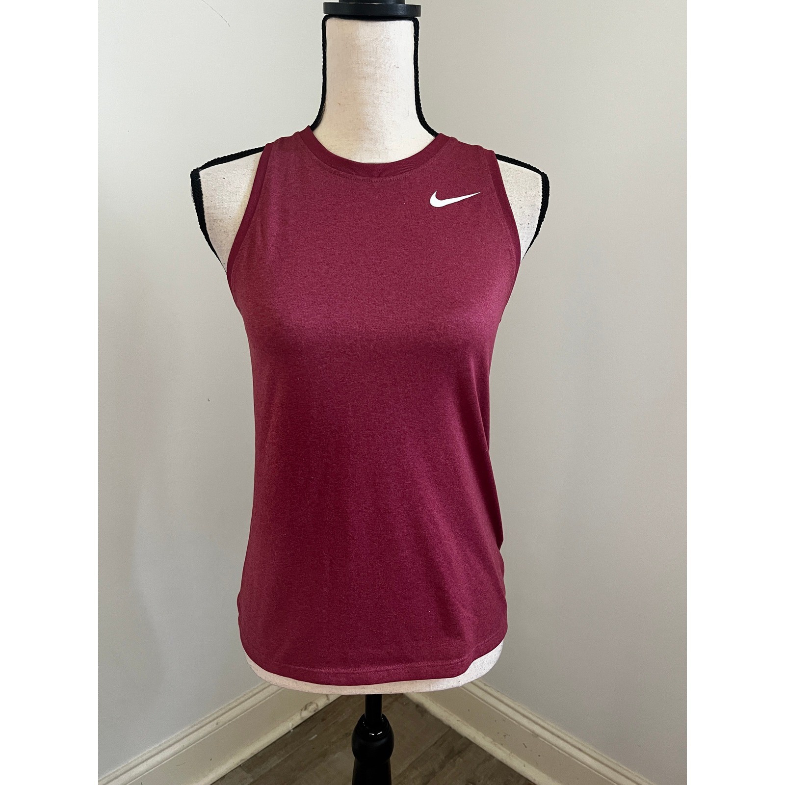Nike Legend Training Tank Top XS Burgundy Heather Shirt Athleisure Tennis DriFit