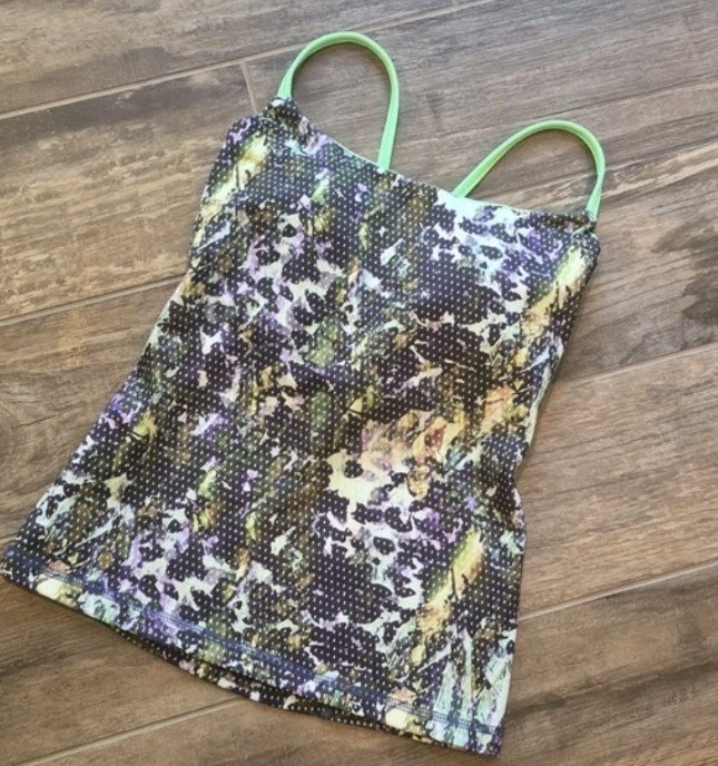 Lululemon Dancing Warrior Floral Multi/Pistachio Strappy Sports Bra Tank, XXS