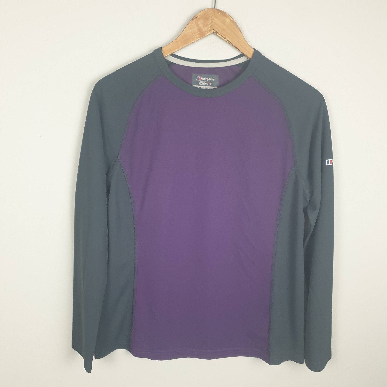 Berghaus Baselayer Womens UK 12 Purple Grey Tech T Walking Hiking Outdoor