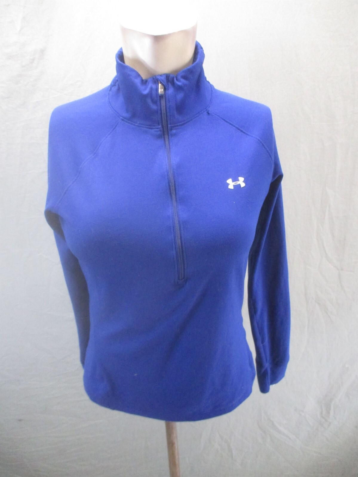 Under Armour All Season Gear Size S Womens Blue 1/2 Zip Athletic Pullover 696