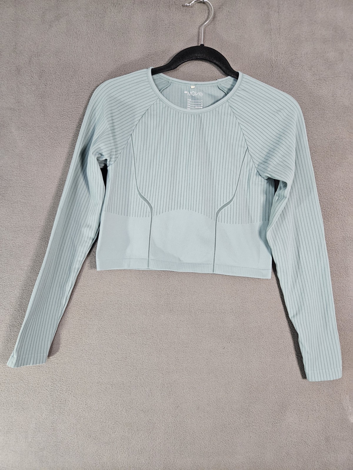 H&M Move Athletic Crop Top Shirt Sage Green Rib Long Sleeve Crew Fitted Large