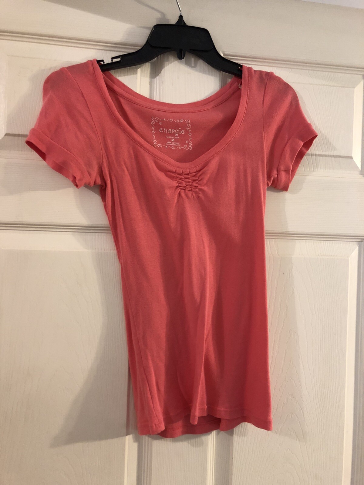 Junior Women’s Energie Shirt Light Red Size M Medium Tshirt Top Scoop Neck