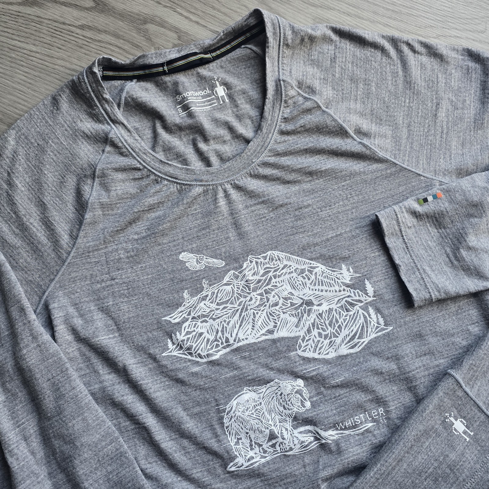 Smartwool Women’s Small Merino Sport 150 Whistler BC Canada Graphic Shirt Gray