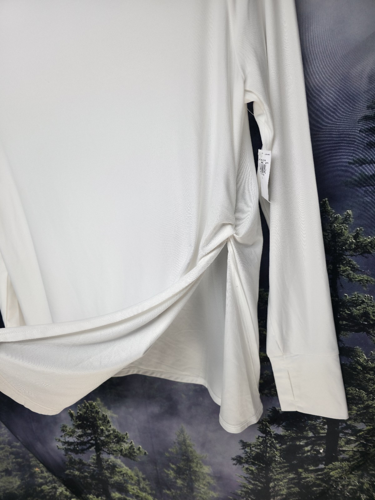 NEW Old Navy Womens Size Medium Solid White Active Go Dry Cloud 94 White Shirt