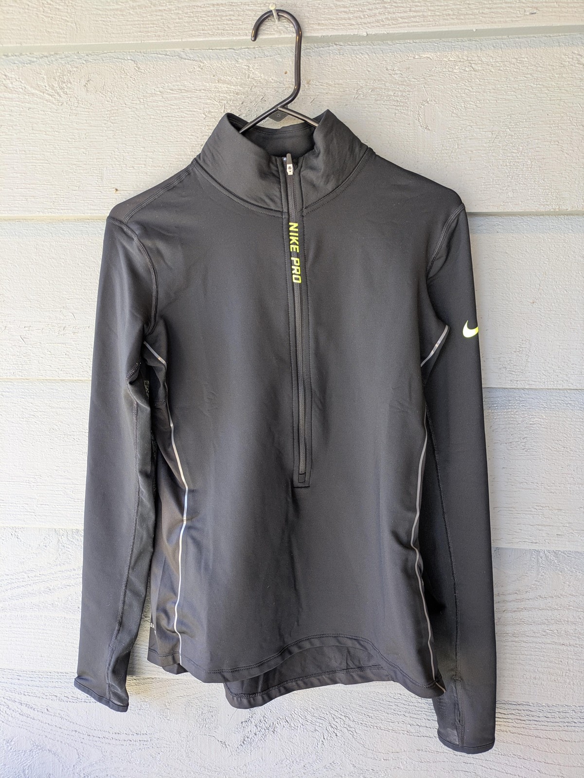 Nike Pro Pullover Womens Medium Black 1/4 Zip Thermal Running Top 685969-010