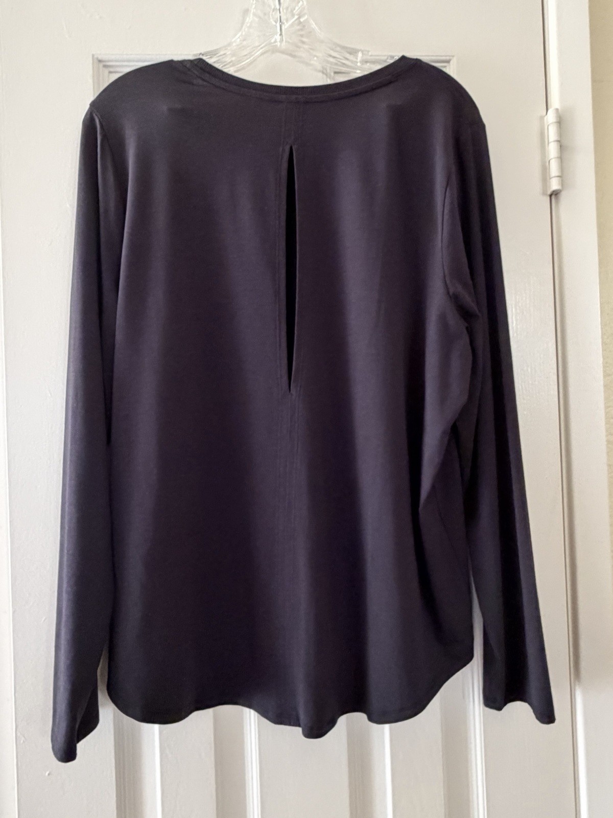 Athleta Top Athleisure Women’s Open Back Long Sleeve Shirt Size XL Charcoal
