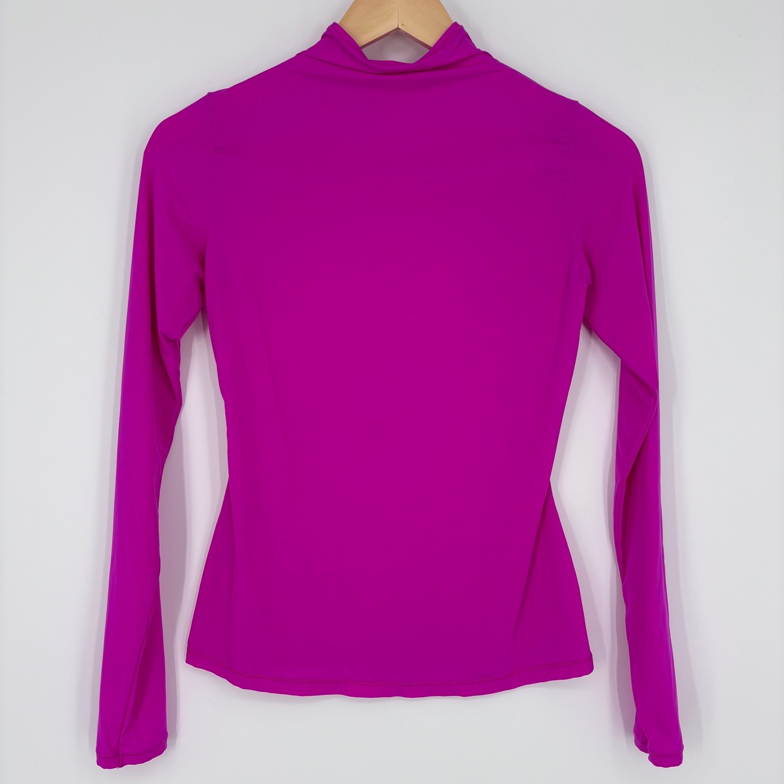 SKIMS Mock Neck Long Sleeve Top Womens Medium Pink Magenta Sport Bodycon