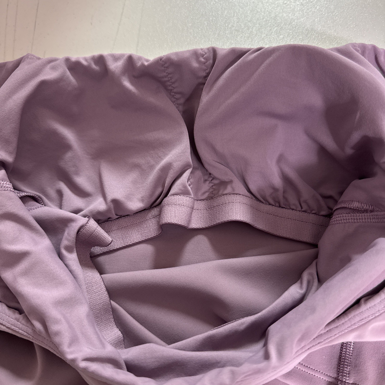 Lululemon Wunder Under SmoothCover Square Neck T Shirt Womens Sz 2 Purple Padded
