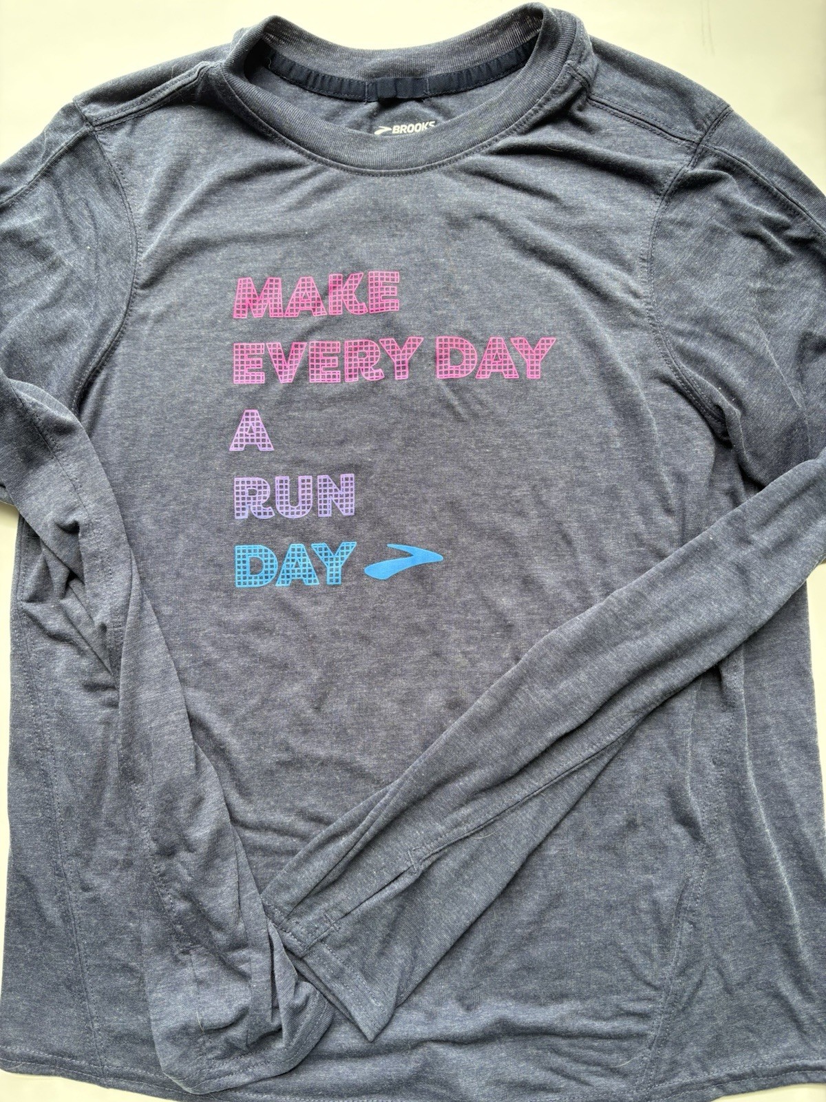 Women’s Brooks Run Happy Long Sleeve T-shirt, Blue, Medium-everyday A Run Day