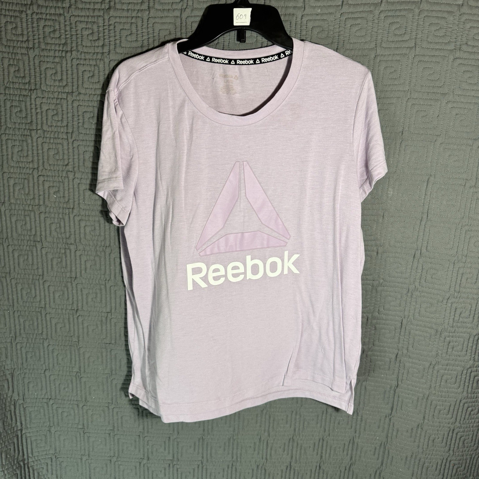 Reebok T-Shirt Women’s Size Large Pink Short Sleeve