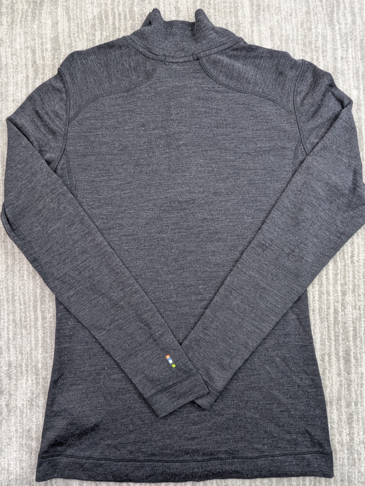 Smartwool Base Layer Top Women’s Medium 100% Merino Wool Gray 1/4 Zip HOLES