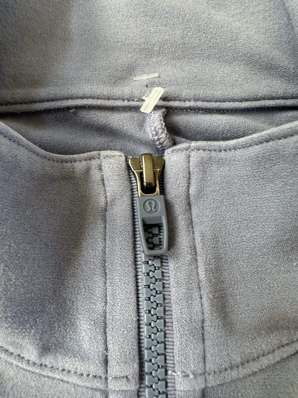 Lululemon Quarter Zip Pullover Long Sleeve Blue Size 44 X 26.5