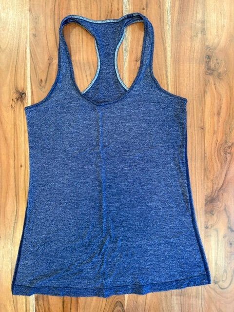 Lululemon Cool Racerback Tank Top – Size 8 – Heathered Navy Blue