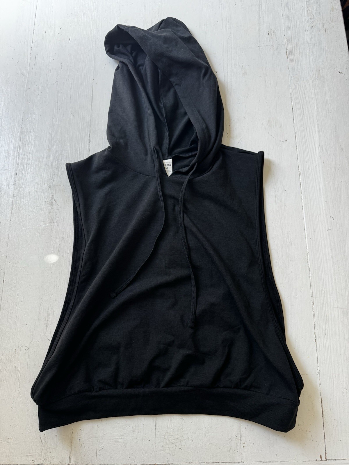 Halara Shirt Athletic Sleeveless Workout Top Size Medium NWT 1198
