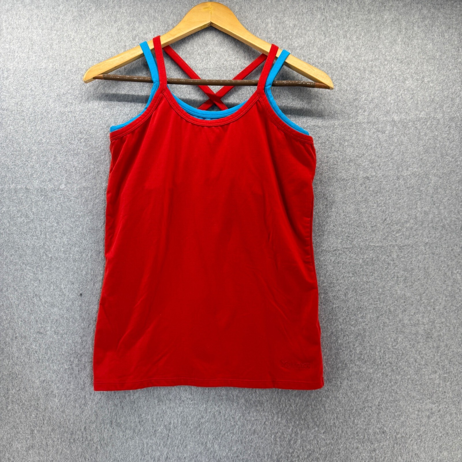 Marmot Women’s Medium Red Blue Strappy Back Tank Top Built in Bra Active Yoga
