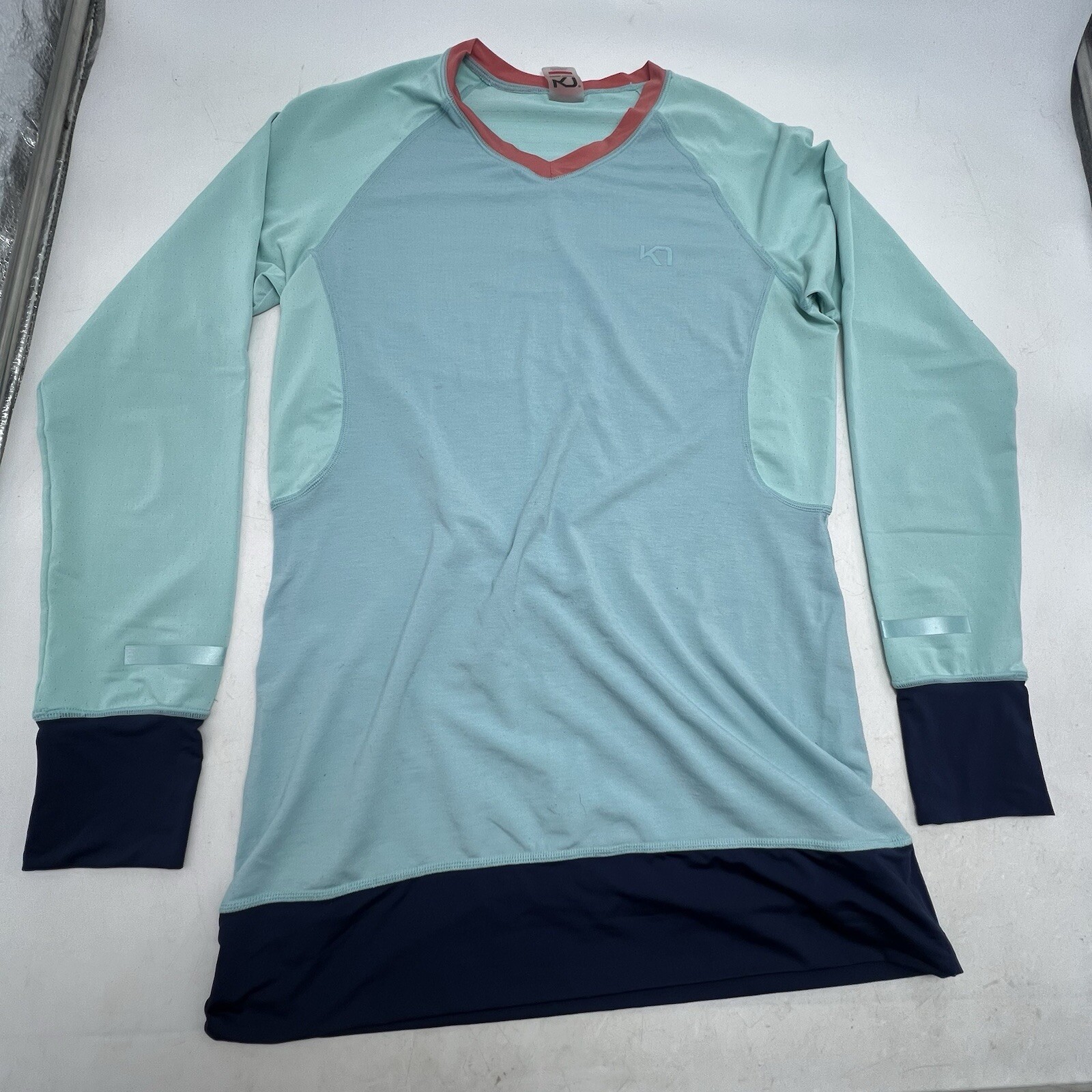 Kari Traa Base Layer Shirt WOMENS MEDIUM Pullover Workout Long Sleeve Blue