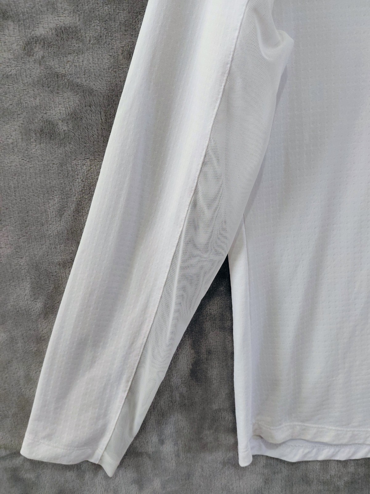 IBKUL Solid Mock Neck 1/4 Zip Pullover Women’s Medium White Mesh Sleeves Golf