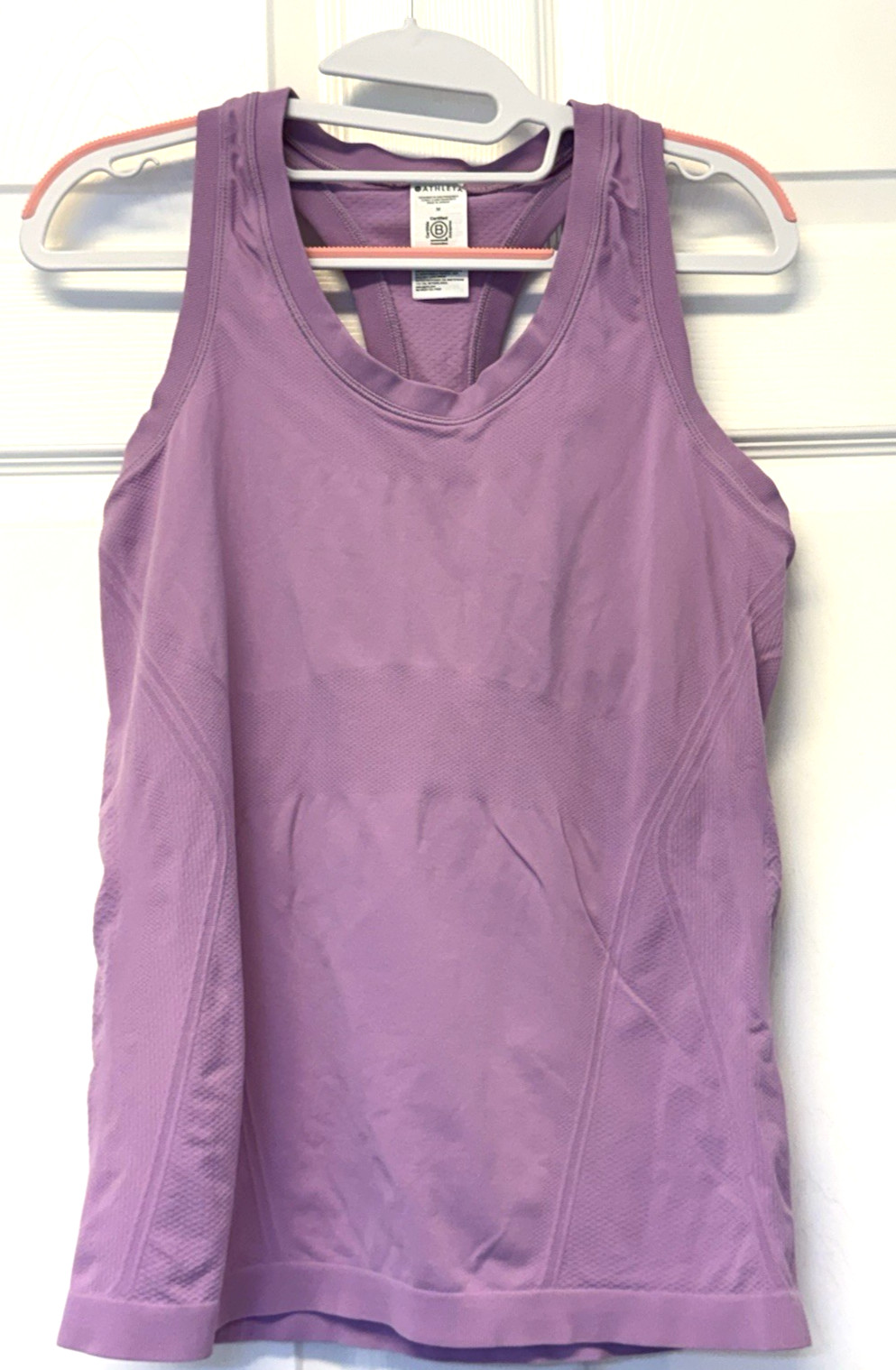 EUC Athleta Medium Lavender Purple Racerback Tank Top Fitted Athletic Bike Run