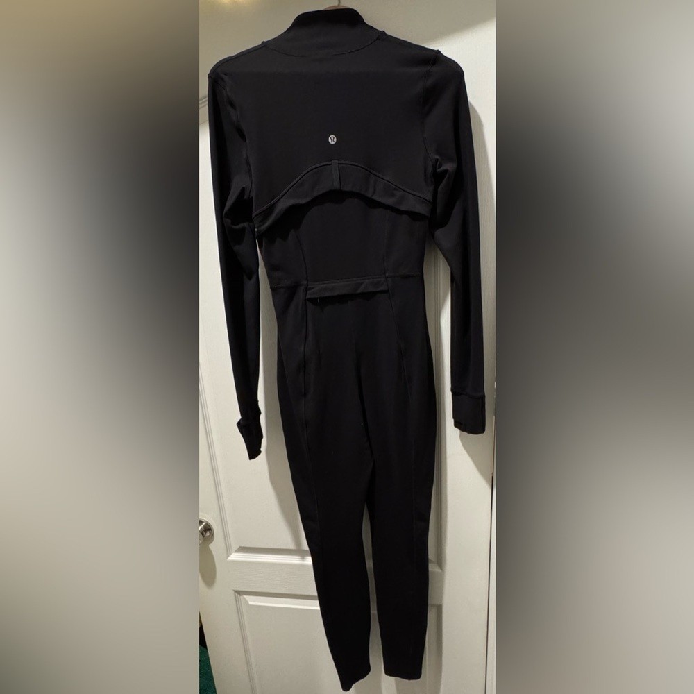 EUC Lululemon Define Long-Sleeve Bodysuit 28″ *Luon Size 8 Black Full Length