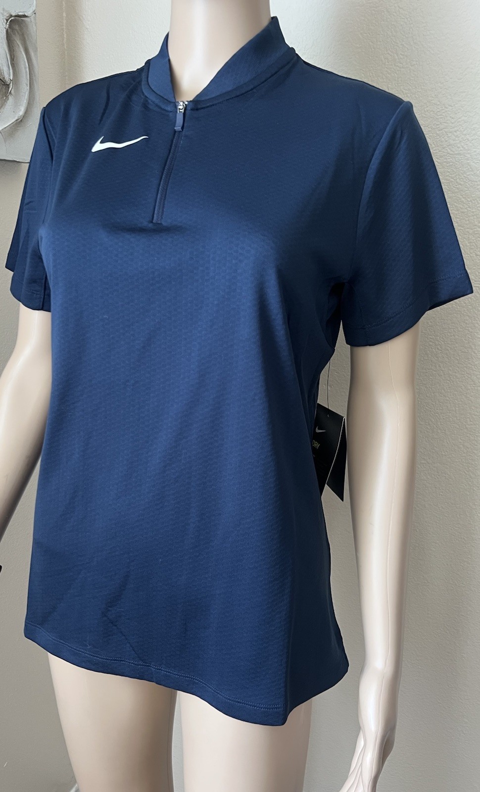 NWT Nike Women’s Dry Short Sleeve Blade Polo Golf Athleisure Short Sleeve sz M