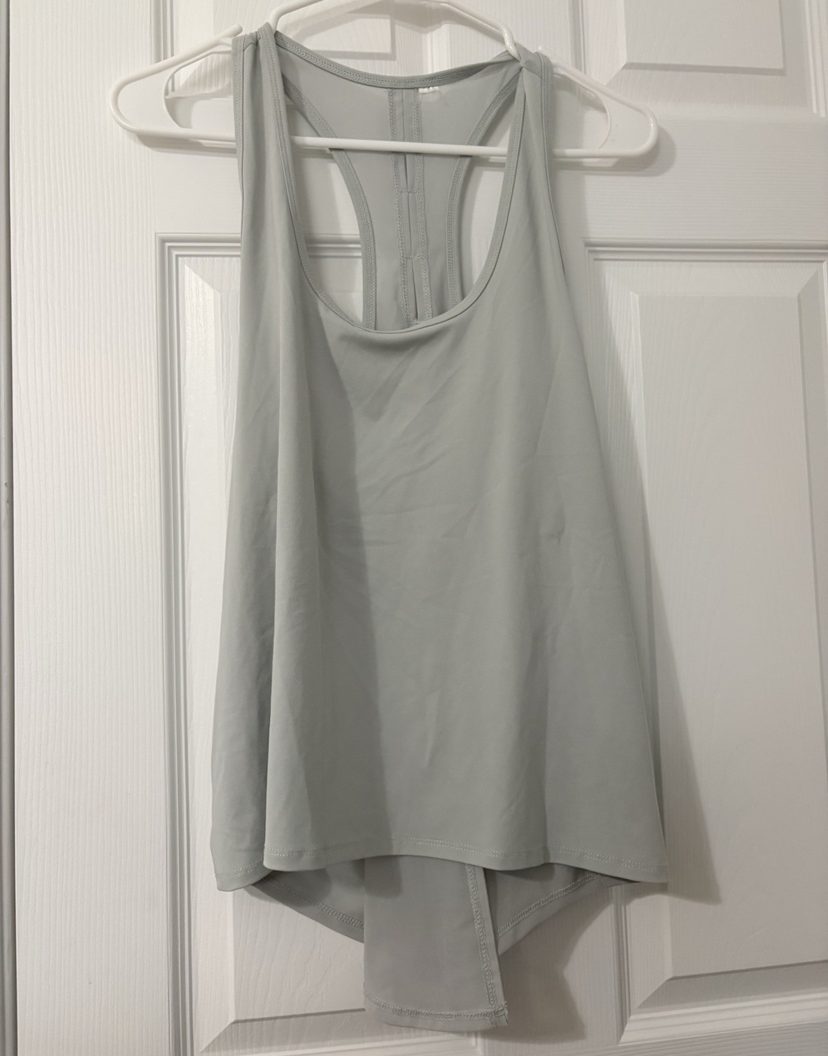 Women’s Gray Racerback Tank Top S Scoop Neck Stretch Relaxed Fit Gym Yoga