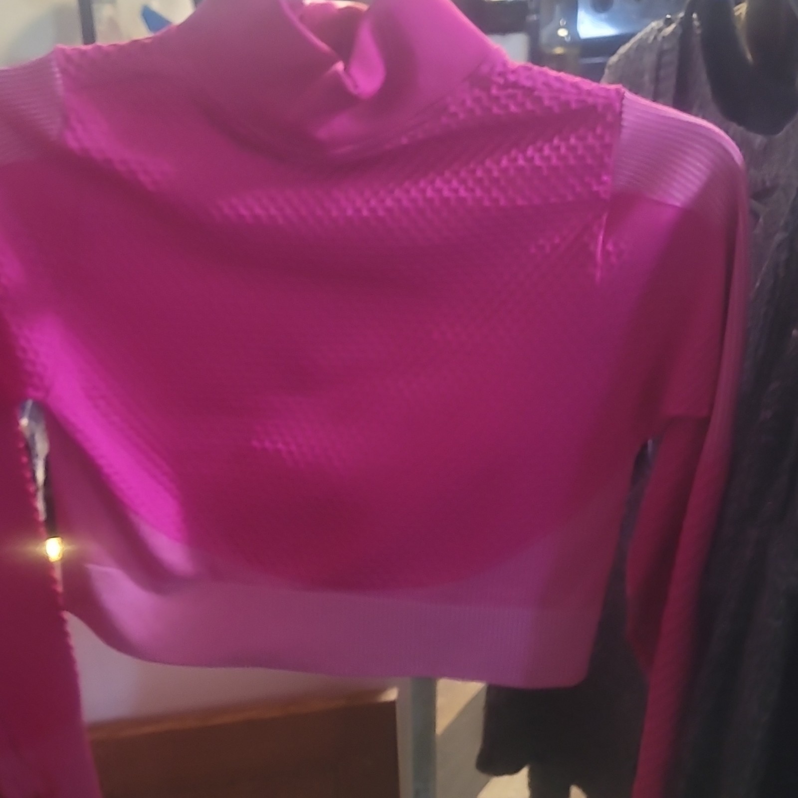 Pink Cropped Full Zip Activewear Jacket Mock Neck Long Sleeve Thumb Holes M