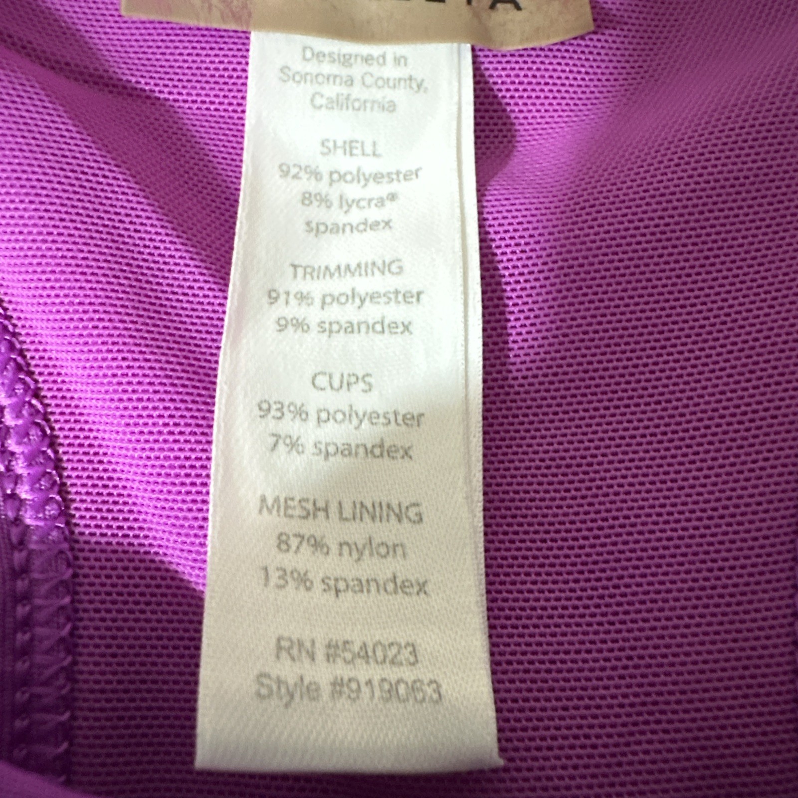 Athleta Active Athletic Tank Top Size MT Purple Pockets Compression Built in Bra