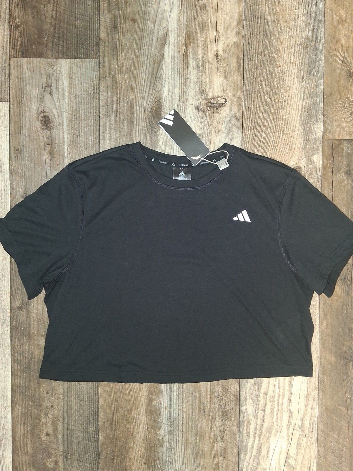 NEW! Women’s Adidas Essentials Boxy Cropped Training T-Shirt, Black Medium