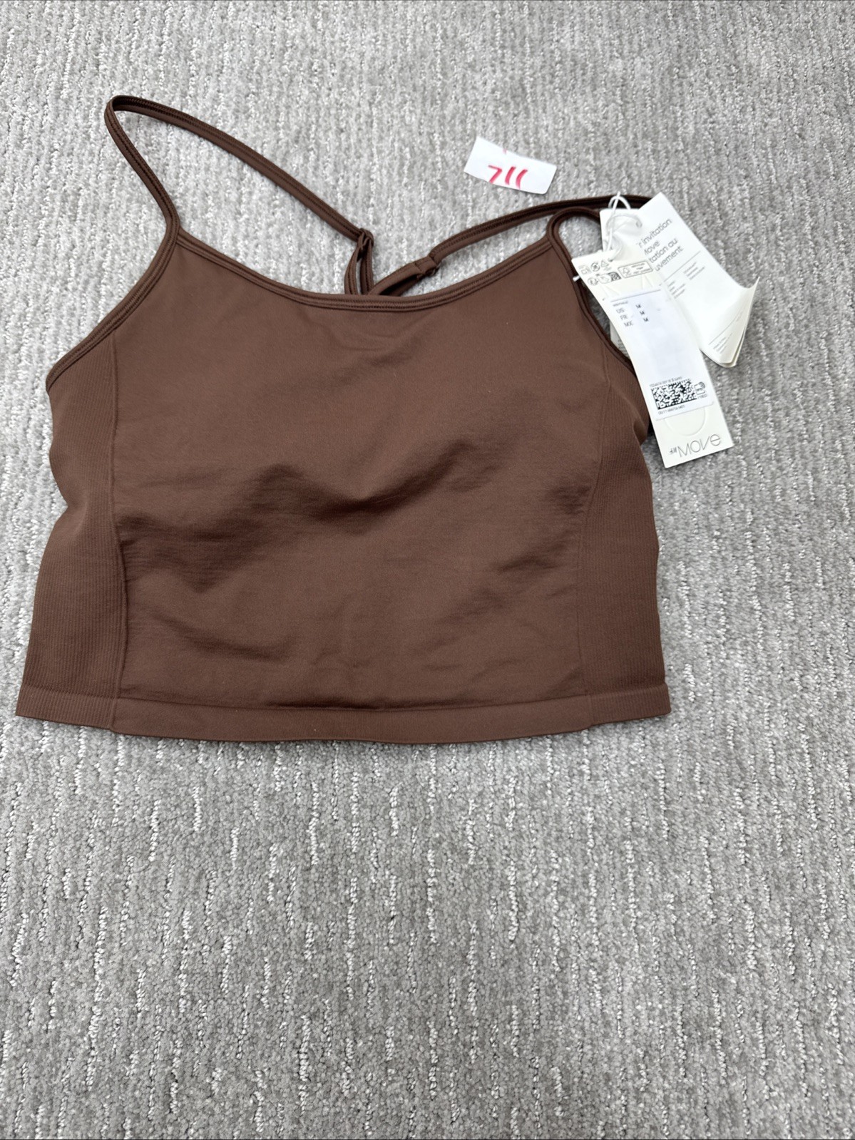 H&M Medium Dry Move Top #711