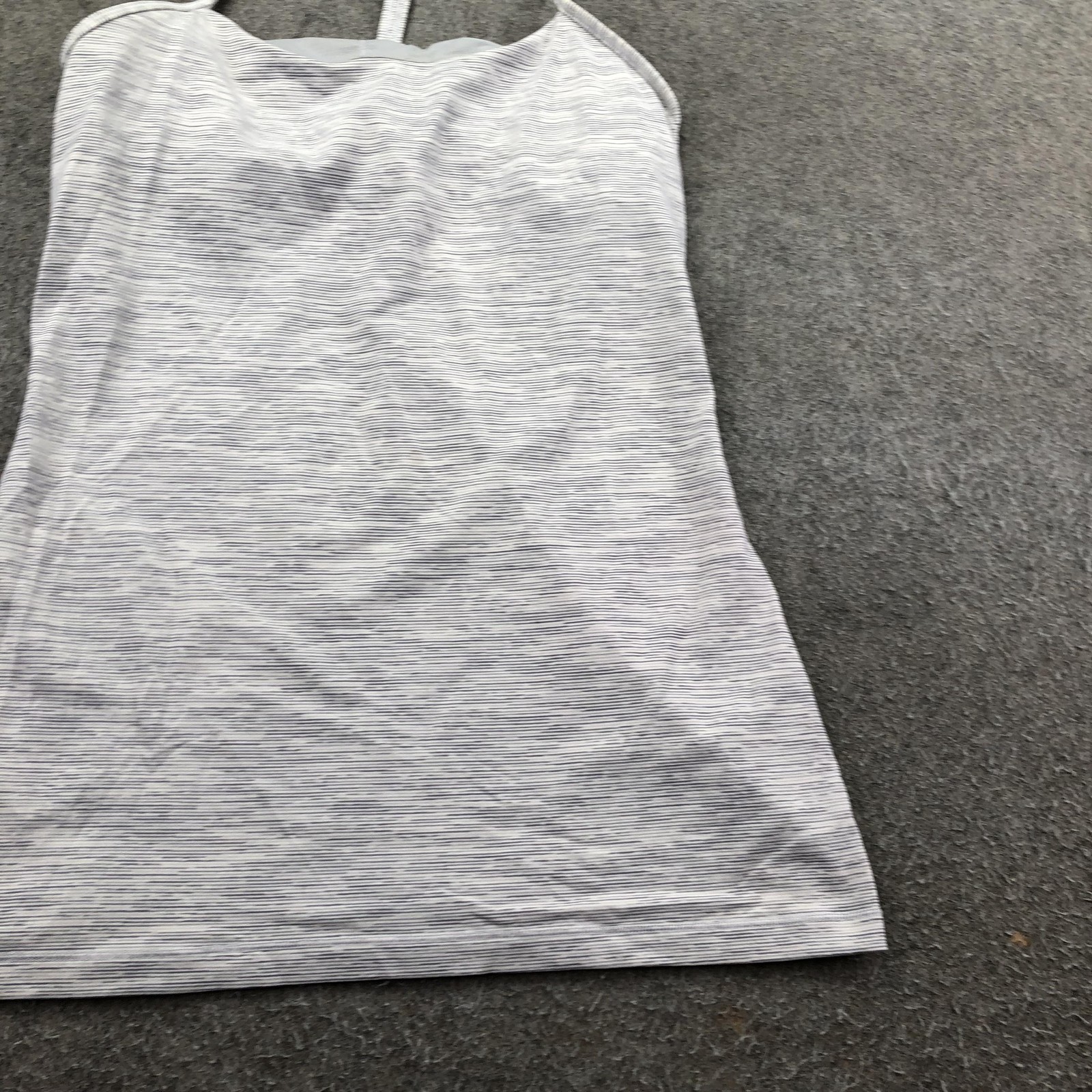 Lululemon Tank Top Womens 8 Gray Power Y Built In Bra Striped Yoga Athletic
