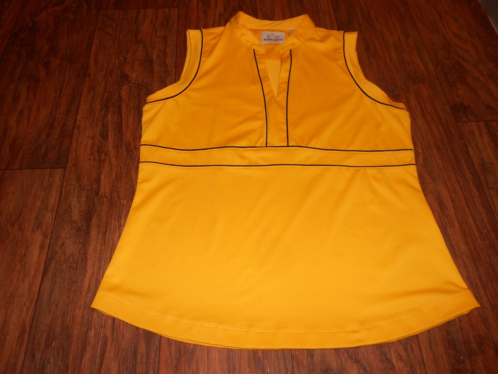 EP Pro Tour Tech womens golf shirt size M medium athletic MINT cond