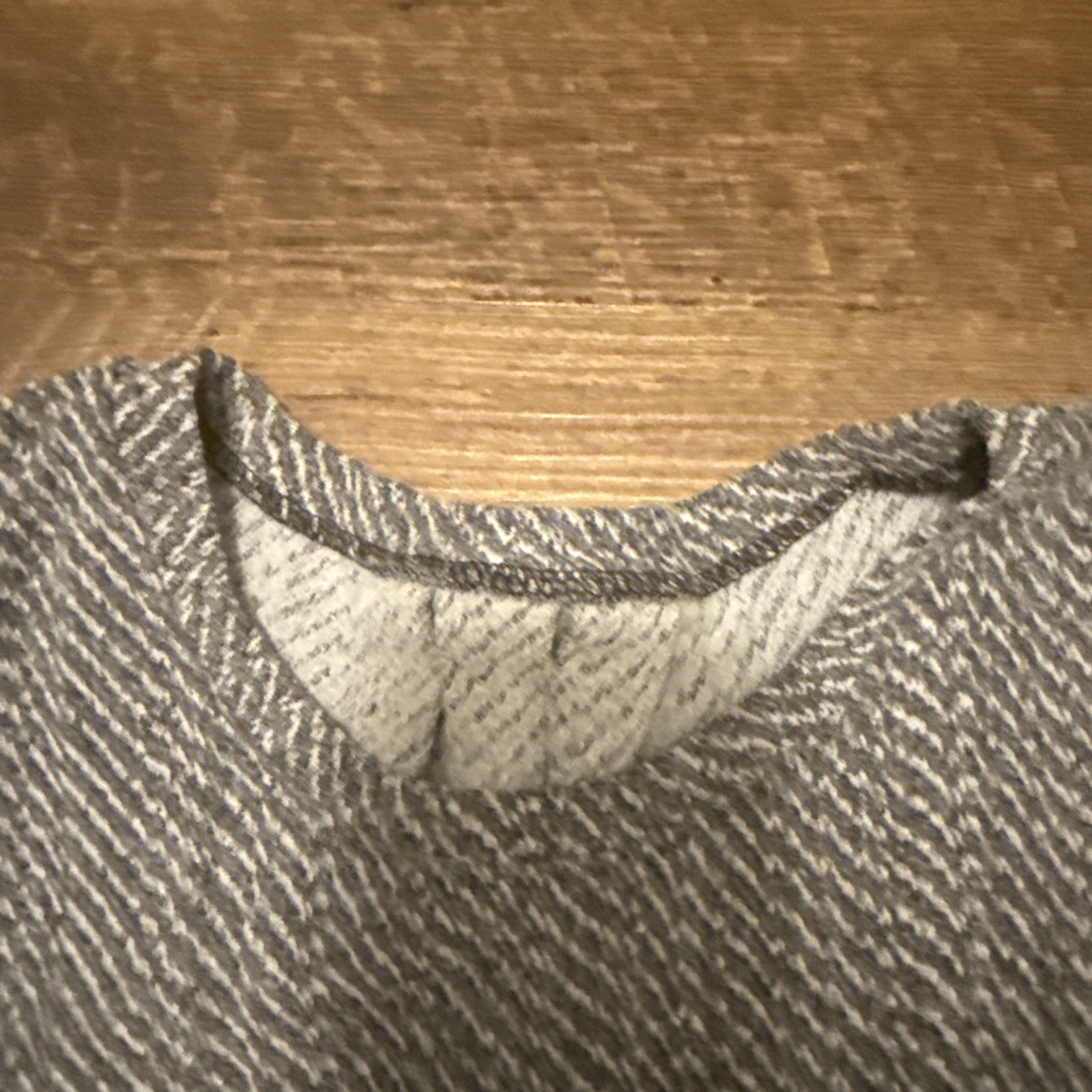 Lululemon Rush Hour Black Long Sleeve Hazy Heather Gray Shirt Thumb Hole Size 2