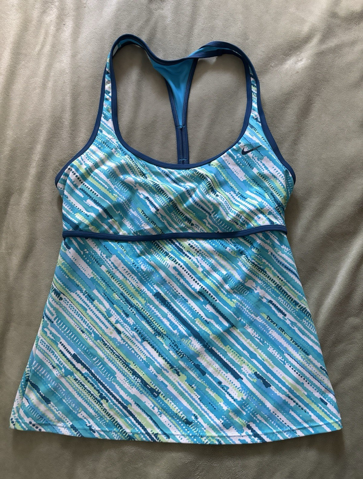 Nike Dri-FIT Women’s Racerback Tank Built-In Bra Size 10 Striped Blue