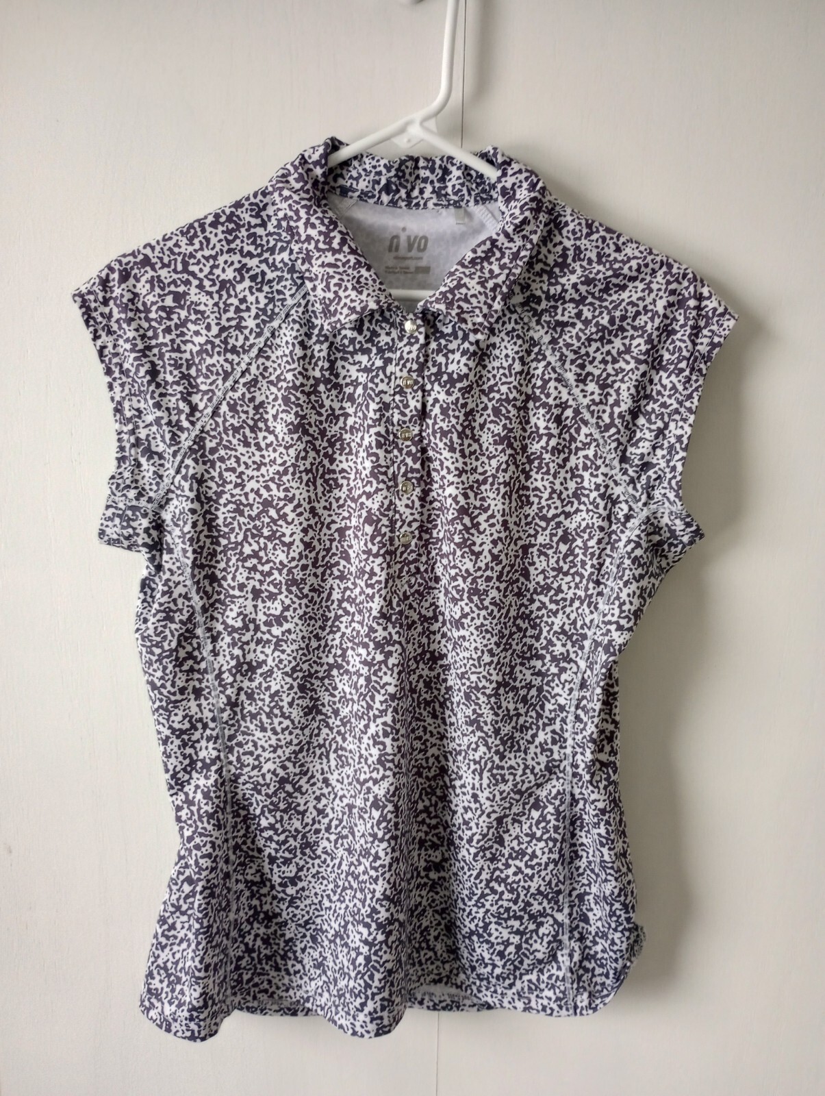 Nivo Sport Womens Short Sleeve Polo Shirt Gray Geometric Triangles Snap Size M