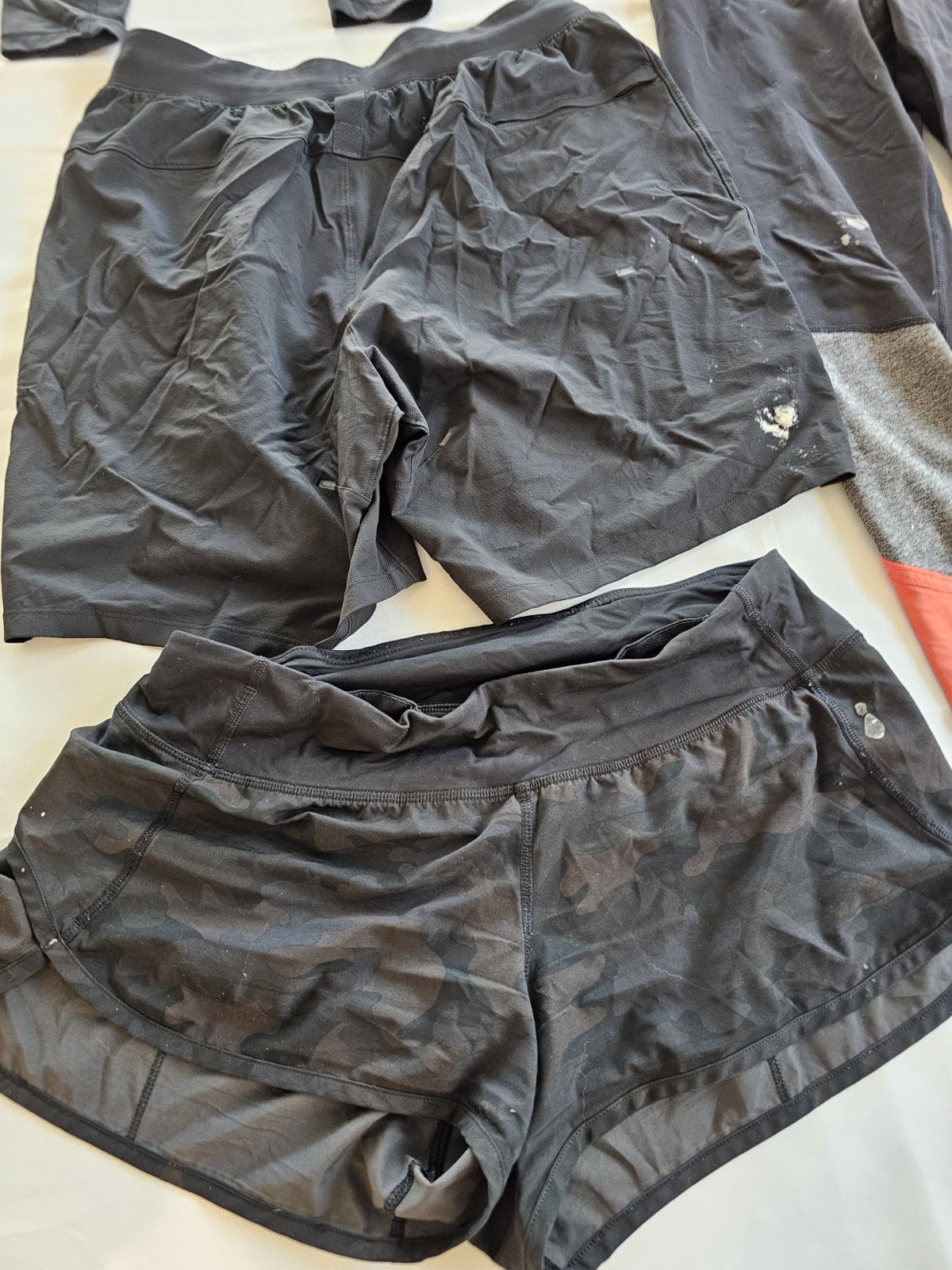Lululemon Mixed Lot – Damaged / Paint Stains / Tears – Repair or Upcycle