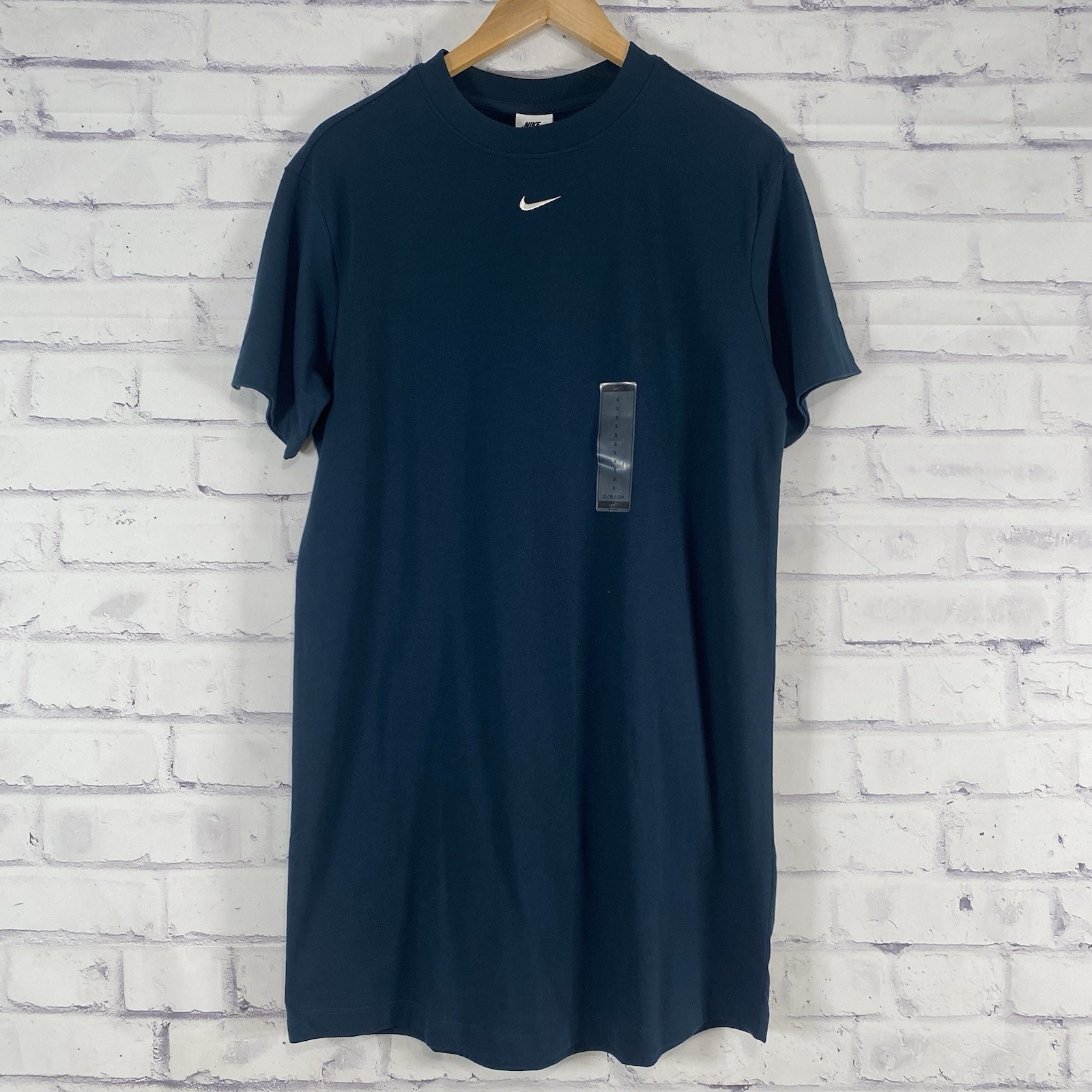 Nike Oversized T-Shirt Dress Women’s Small Sportswear Chill Knit Navy DV7882 NWT