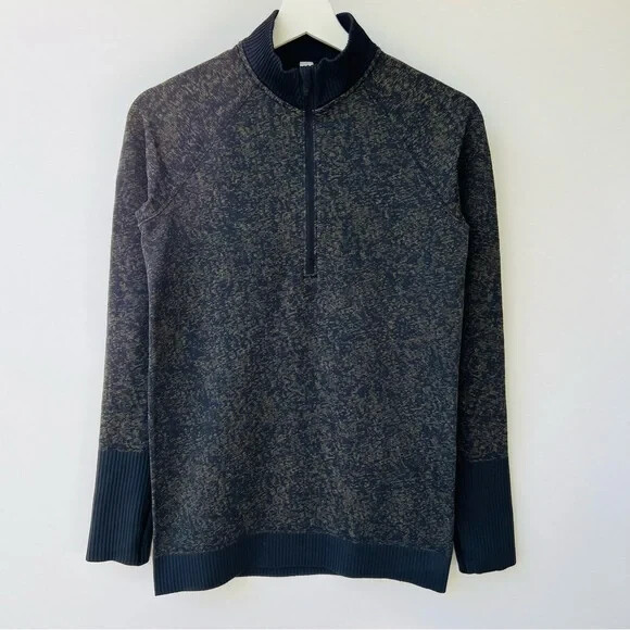 Lululemon Size 6 Restless half zip pullover in black Armony