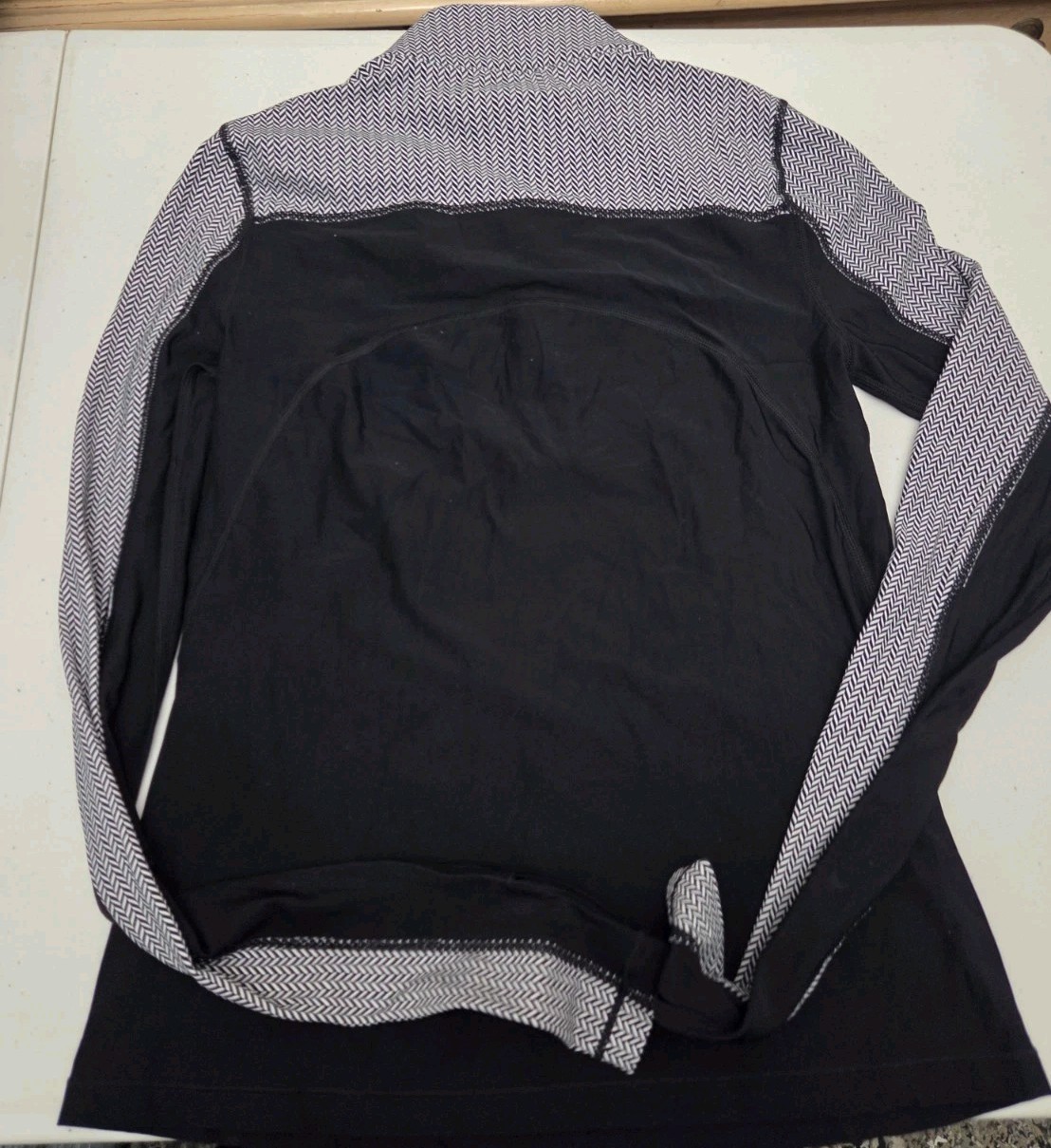 NWT Bandier Pro Colorblock Quarter Zip Top Black White Herringbone XS