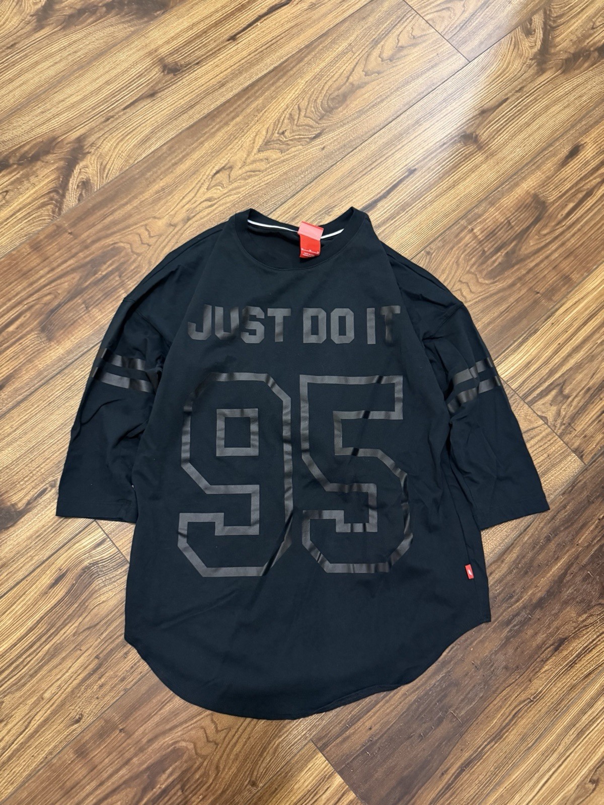 Nike Women’s Sz M Black Just Do It 95 Jersey Tee Rounded Hem Athleisure Gym